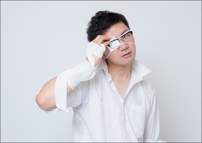 もう後戻りはできんぞ 巻き方を忘れちまったからな など 厨二病風ビジネスマンの写真素材をリリースしました すしぱくの楽しければいいのです