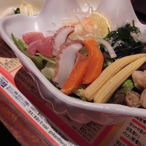 まぐろのあら煮80円！”財布にやさしくお腹はいっぱい”激安居酒屋さくら水産に行ってきました。